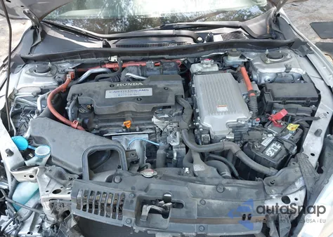 2015 Honda Accord Hybrid Touring from USA, damaged, VIN 1HGCR6F72FA002895